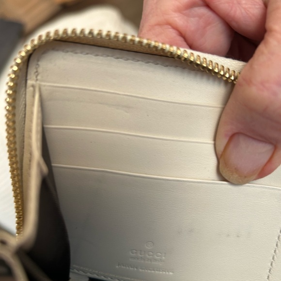 Gucci EUC Floral Cream and Pink Women's Wallet And Gucci box - Picture 14 of 16